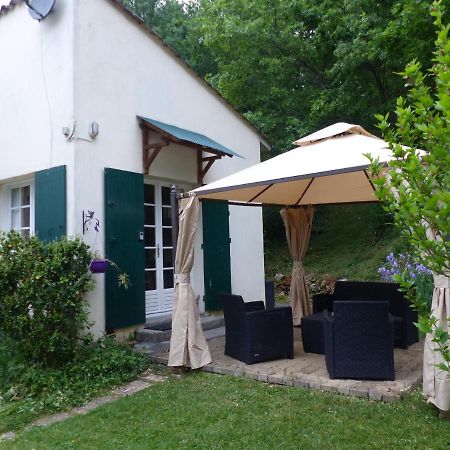 Les Volets Verts Lamothe-Montravel Exterior foto